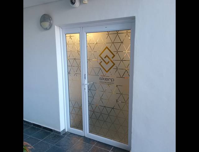 221M² OFFICE TO LET IN TECHNO PARK